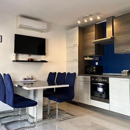 Apartments Ostojic Krk Town Luaran gambar