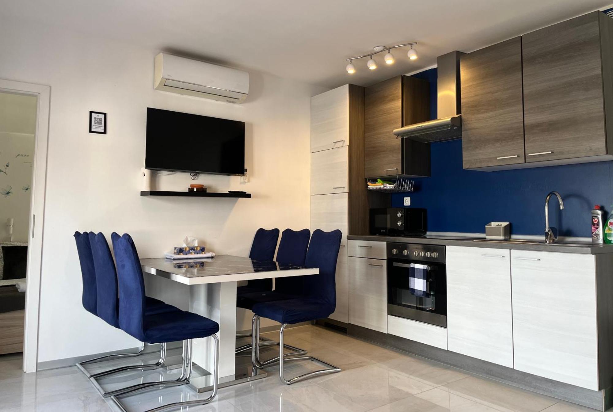 Apartments Ostojic Krk Town Luaran gambar